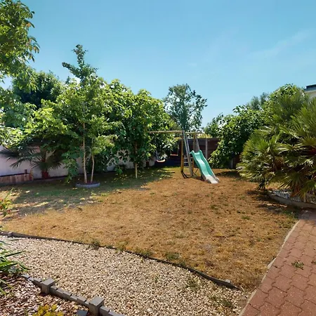 Eden Дом отдыха